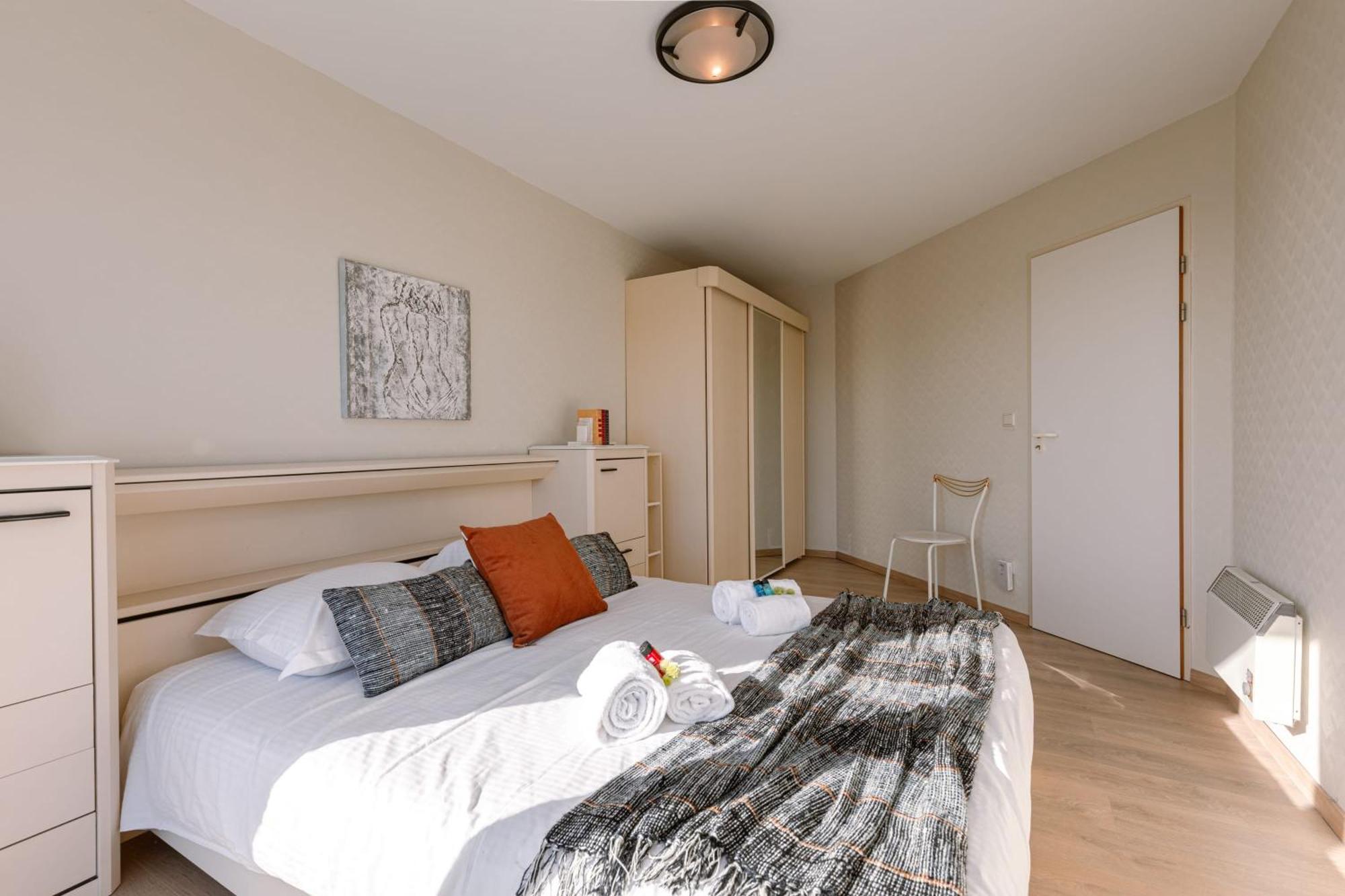 Huswell - Spacious & Modern Sea View Apartment With Garage Oostende Ngoại thất bức ảnh