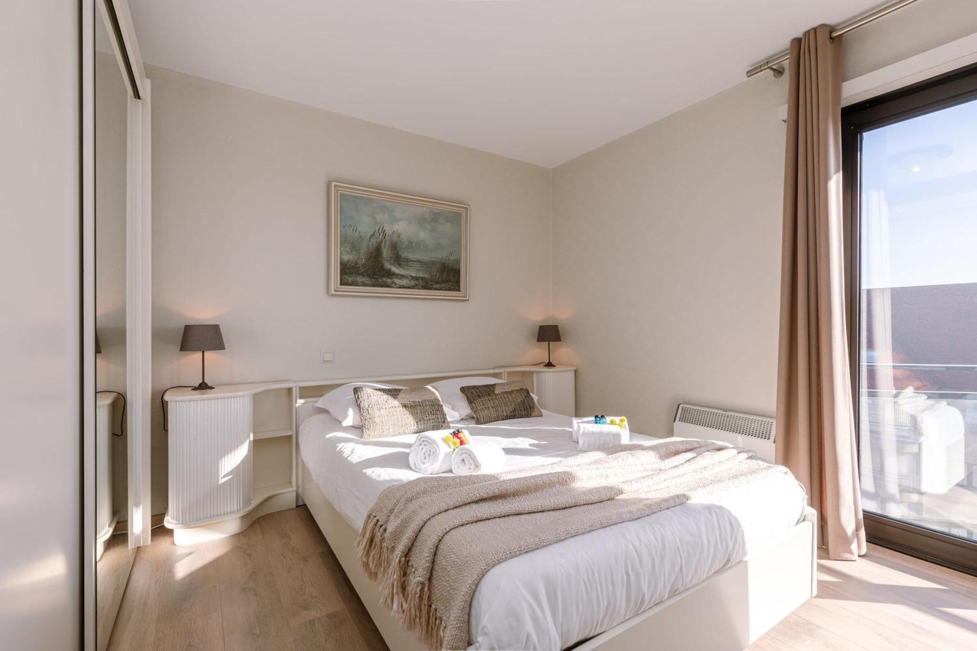 Huswell - Spacious & Modern Sea View Apartment With Garage Oostende Ngoại thất bức ảnh