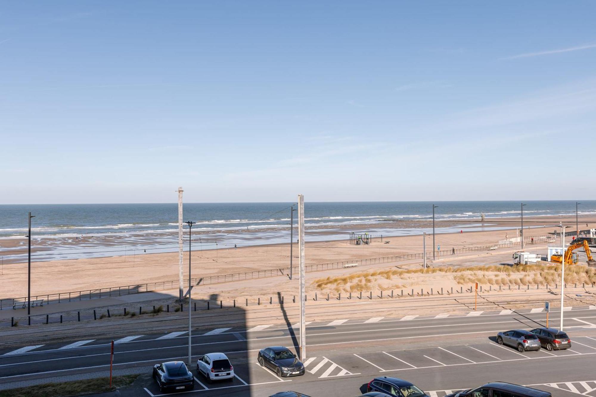 Huswell - Spacious & Modern Sea View Apartment With Garage Oostende Ngoại thất bức ảnh